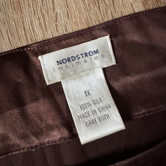 Nordstrom Intimates Brown 100% Silk Blouse Top Size 1X - Picture 4 of 4